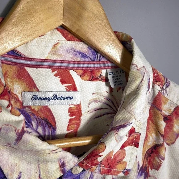 Tommy Bahama Camp Shirt Mens Size XXL Silk Tropical Floral Hawaiian Aop NWT - Picture 4 of 8